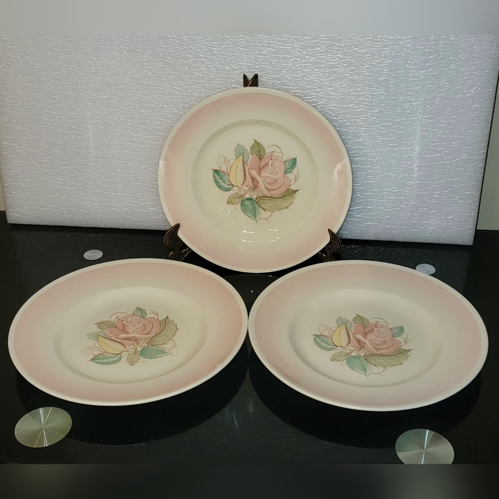 Set Of 3 Susie Cooper 8" And 10" Elegant Pink Floral Dinner Plate Set
